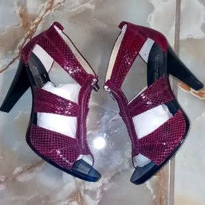 Brand new Michael Kors Sandals